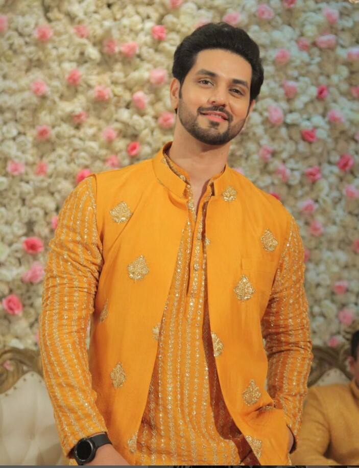 शक्ति अरोड़ा ने भी सीरियल में बुजुर्ग का रोल अदा करने से मना कर दिया है. इसी वजह से उन्होंने 'कुंडली भाग्य' को अलविदा कह दिया था.