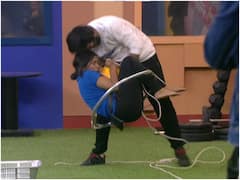 ఫైనల్ అస్త్రా కోసం అమర్, ప్రియాంక మధ్య సీరియస్ ఫైట్ - చెయ్యి కొరికేసిన వంటలక్క