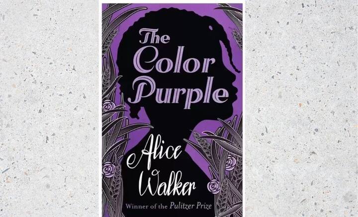 দ্য কালার পার্পল: চিঠির আকারে সলেখা উপন্যাস। ১৯৮২ সালে প্রকাশিত হয় অ্যালিস ওয়াকারের এই অনবদ্য উপন্যাসটি। দক্ষিণ আমেরিকার গৃহযুদ্ধ পরবর্তী সংয়কালকে প্রেক্ষাপটে রেখে কাহিনি বুনেছেন লেখিকা। এই সৃষ্টির জন্য পুলিৎজার পুরস্কার পান অ্যালিস।