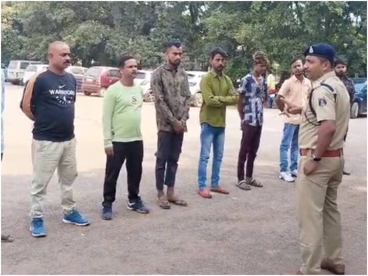 durg police takes action against 100 miscreants to curb crime in district ann Durg: चाकूबाजी करने वालों पर पुलिस की नजर, सभी थाना और चौकी प्रभारियों को दिए गए निर्देश