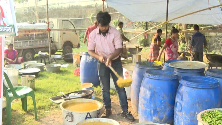 কলকাতায় আজ 'দুর্নীতি' বনাম 'বঞ্চনা'র লড়াই।