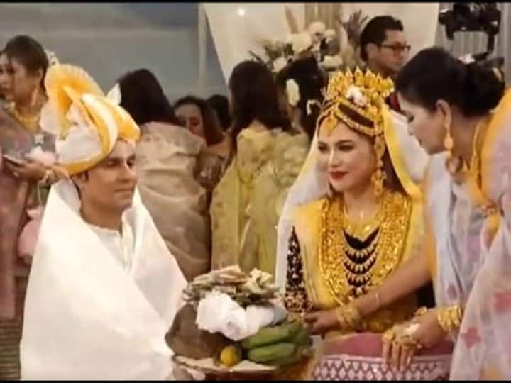 Actors Randeep Hooda Lin Laishram Wedding In A Traditional Meitei Ceremony In Manipur, WATCH Actors Randeep Hooda And Lin Laishram Get Married In A Traditional Meitei Ceremony In Imphal, WATCH