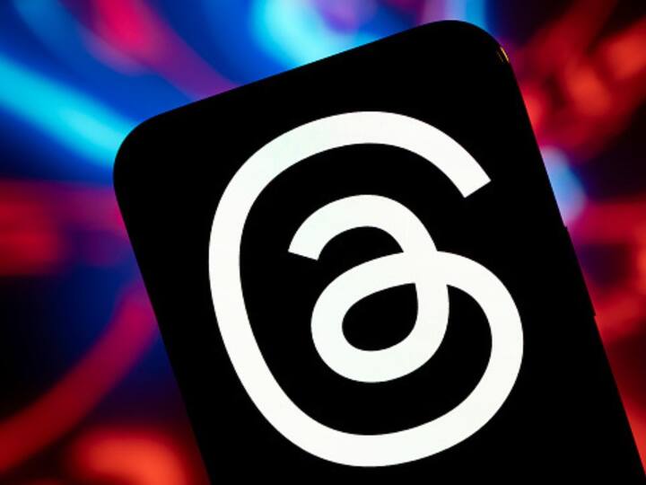 Meta Tries To Take On Twitter | After Elon Musk's acquisition of Twitter in October 2022, Meta employees initiated 