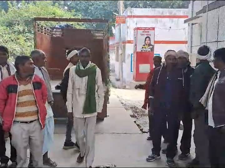 Budaun Murder farmer attack with stick in dispute filling water from tap death in hospital ANN Budaun Murder: सरकारी हैंडपैंप से पानी भरने के विवाद में लाठी-डंडों से हमला, अस्पताल में किसान ने तोड़ा दम