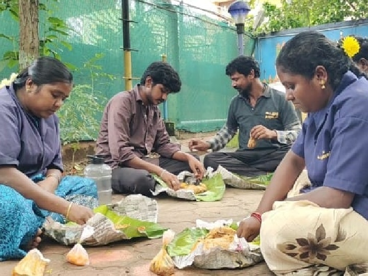 பசியின்றி தூய்மை பணியாளர்கள் பணியாற்ற காலை உணவு ; கூடலூர் நகராட்சியின் முன்னோடி திட்டம்