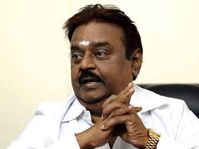 Doctors decide to treat tracheostomy dmdk leader vijayakanth Vijayakanth: நுரையீரல் பிரச்சினையால் அவதி.. விஜயகாந்துக்கு டிரக்கியாஸ்டமி சிகிச்சையளிக்க மருத்துவர்கள் முடிவு?