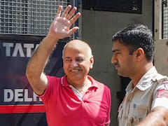 मनीष सिसोदिया ने सुप्रीम कोर्ट में दाखिल की पुनर्विचार याचिका, शराब नीति मामले में अदालत ने जमानत से किया था इनकार