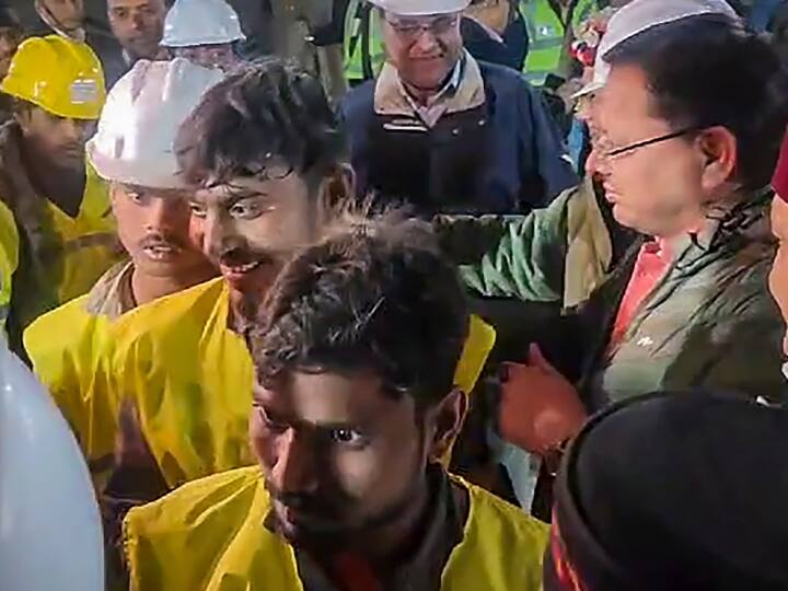 Uttarkashi Tunnel Rescue Operation Successful Silkyara Tunnel Workers Family Members Says Today Is Real Diwali Uttarkashi Tunnel Rescue: 'आज असली दिवाली...', सुरंग से बाहर आए श्रमिक तो बोले घरवाले, जानें क्या कुछ कहा?