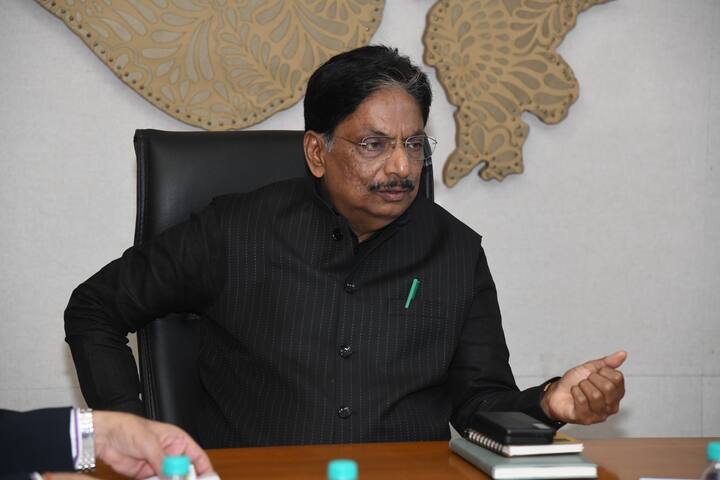 'Student Entrepreneurship Policy: રાજ્યના ઉચ્ચ અને ટેકનીકલ શિક્ષણ મંત્રી ઋષિકેશ પટેલની વિશેષ ઉપસ્થિતિમાં ગાંધીનગર ખાતે ‘‘વિદ્યાર્થી ઉદ્યોગ સાહસિકતા પોલીસીની અસરકારક અમલવારી માટે EDII (એન્ટરપ્રિન્યોરશીપ ડેવલોપમેન્ટ ઇન્સ્ટીટ્યુટ ઓફ ઇન્ડિયા) સાથે MOU કરવામાં આવ્યા હતા.