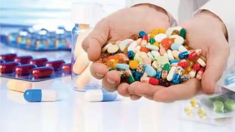 Do you take antibiotics for cold and cough, then be careful, this can be a serious illness Health:  શું આપ શરદી ઉધરસમાં એન્ટિબાયોટિક્સ લો છો, તો સાવધાન, થઇ શકે છે આ ગંભીર બીમારી