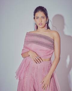 Niharika konidela: నిహారిక కొణిదెల... హీరోయిన్ మెటీరియల్