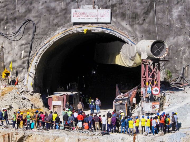 Uttarkashi Tunnel Rescue Successful Chhapra Worker Sonu Shah Family Reaction Thank Pushkar Dhami PM Modi ANN Uttarakashi Tunnel Rescue: उत्तरकाशी टनल से बाहर निकले छपरा के सोनू शाह, 17 दिन से अटकी थीं परिजनों की सांसें, अब छाई खुशी