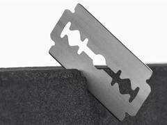 ब्लेड की कंपनी कोई भी हो, फिर भी उसकी डिजाइन एक होती है... कभी सोचा है ऐसा क्यों है?