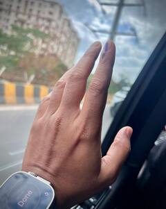 Telangana Elections 2023 : ஜனநாயக கடமையாற்ற தேர்தல் களம் நோக்கி விரைந்த தெலுங்கு சினிமா நட்சத்திரங்கள்!