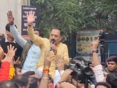 Delhi बीजेपी का DJB दफ्तर के बाहर प्रदर्शन, AAP सरकार पर लगाए घोटाले के आरोप