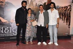 Sam Bahadur की स्क्रीनिंग में बेटे विक्की ने मम्मी-पापा के पैर छूकर लिया आशीर्वाद तो, बहू Katrina ने  सास का रखा ख्याल, कपल को बेहद संस्कारी कह रहे फैंस