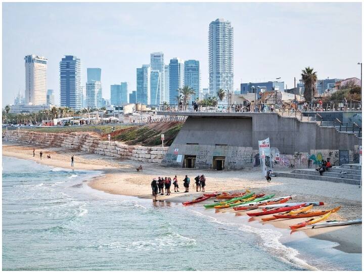 Tel Aviv Facts: एयर इंडिया की ओर से तेल अवीव फ्लाइट्स के निलंबन के बाद से यह शहर काफी चर्चा में है. इस शहर के नाम से आपको लगता होगा कि इसका कनेक्शन तेल से होगा, लेकिन ऐसा नहीं है.