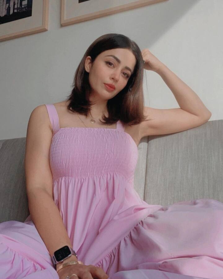 'भाबीजी घर पर है' या लोकप्रिय टीव्ही शोमध्ये दिसलेली नेहा पेंडसेने वयाच्या 36 व्या वर्षी लग्न केले. बिझनेसमन शार्दुल सिंह ब्यास यांनी नेहाशी लग्न करण्यापूर्वी दोनदा लग्न केले होते.