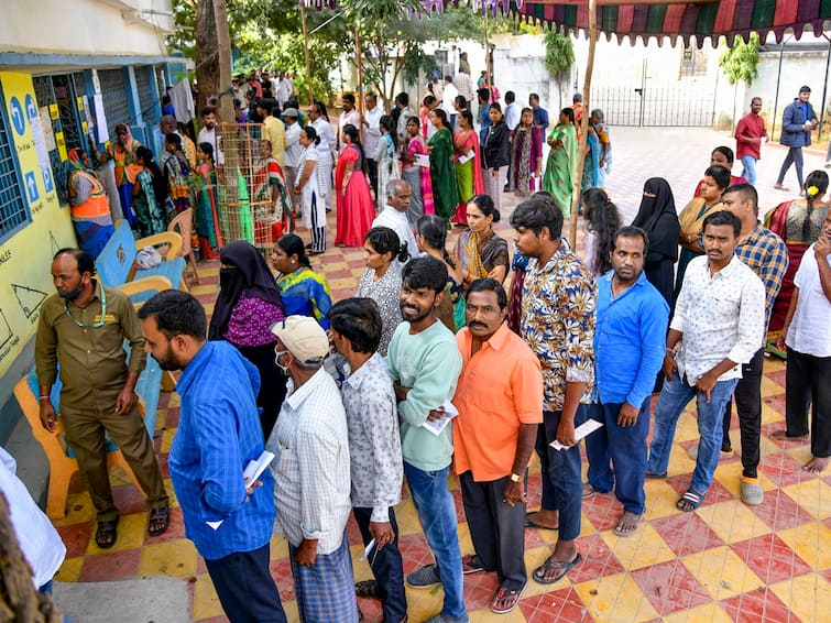 Telangana Election 2023 Polling ends at 13 areas in maoist affected areas telugu news Telangana Election 2023: ఈ ప్రాంతాల్లో ముగిసిన పోలింగ్, మొత్తం 600 కేంద్రాల్లో గంట ముందే క్లోజ్