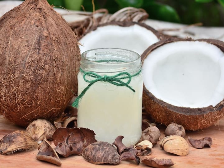 Coconut Benefits: ओलं खोबरं आरोग्यास गुणकारी!