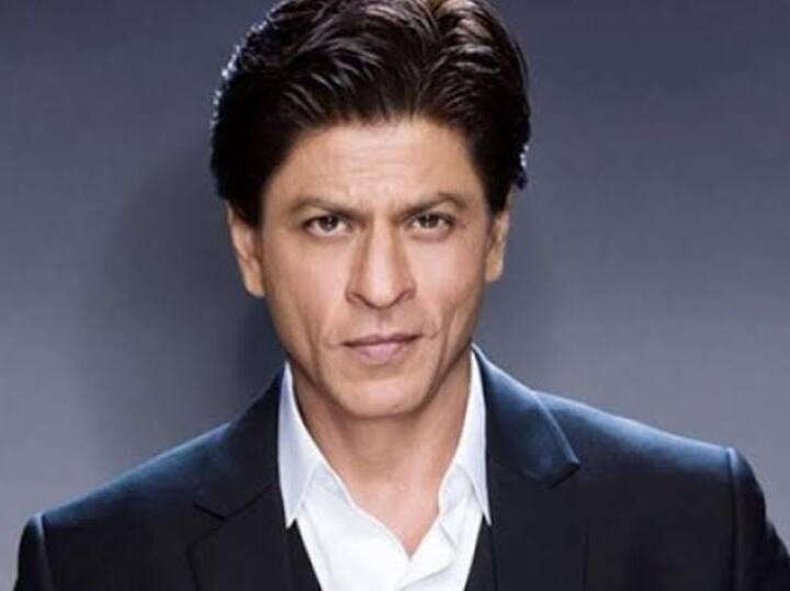 இயக்குநர் அட்லீ, சமீபத்தில் பாலிவுட் நடிகர் ஷாருக்கானை வைத்து இயக்கிய ஜவான் திரைப்படம் உலக அளவில் 1150 கோடி ரூபாயை வசூல் செய்து சாதனை படைத்துள்ளது.