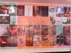 Film Mahotsav In Varanasi: वाराणसी में आज से होगा 6वें अंतर्राष्ट्रीय फिल्म महोत्सव का आगाज, तस्वीरें मे देखें क्या हैं तैयारियां