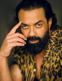 4 महीने तक इस चीज से बना ली दूरी, जिम में घंटों बहाया पसीना, तब जाकर तैयार हुई Bobby Deol की खूंखार बॉडी