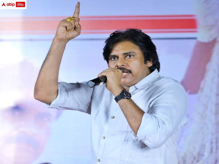 andhra news janasena president pawan kalyan comments in meeting with party leaders in mangalagiri latest news Pawan Kalyan Comments: 'జనసేనకు యువతే పెద్ద బలం' - వైసీపీ కులాల ఉచ్చులో చిక్కుకోవద్దని శ్రేణులకు పవన్ దిశా నిర్దేశం