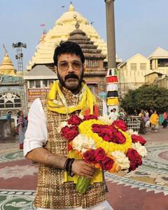 Prosenjit Chatterjee: পুরীর শ্যুটিং শেষ করেই জগন্নাথ মন্দিরে বুম্বাদা, নতুন ছবিতে কার সঙ্গে জুটি?