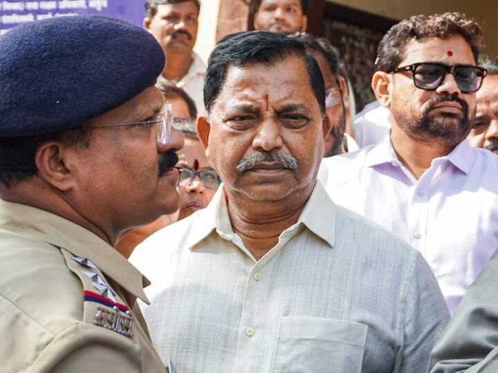 Uddhav Thackeray faction Mumbai former Mayor Datta Dalvi Hearing on bail application today lodged in Pune jail Datta Dalvi Arrest: आज भी जेल में रहेंगे या बाहर आएंगे उद्धव गुट के नेता दत्ता दलवी? जमानत अर्जी पर होगी सुनवाई
