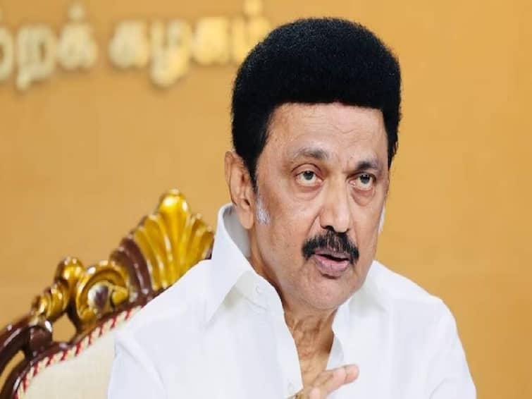 Chief Minister M. K. Stallin is conducting meeting on the effects of rain and cyclone precautions CM MK Stalin Meeting: சென்னைக்கு செக் வைக்கும் மிக்ஜாம் புயல்! அதிகாரிகளுடன் அவசர ஆலோசனையில் முதலமைச்சர் மு.க.ஸ்டாலின்!