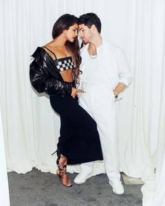 Priyanka Nick Wedding Anniversary: प्रियंका चोपड़ा को देख फिदा हो गए थे निक जोनस, ग्रीस में किया था 'देसी गर्ल' को प्रपोज, मैजिकल है कपल की लव स्टोरी