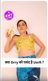 Orry ने Uorfi को दिया Compliment, कहा- She is a Woman at War !