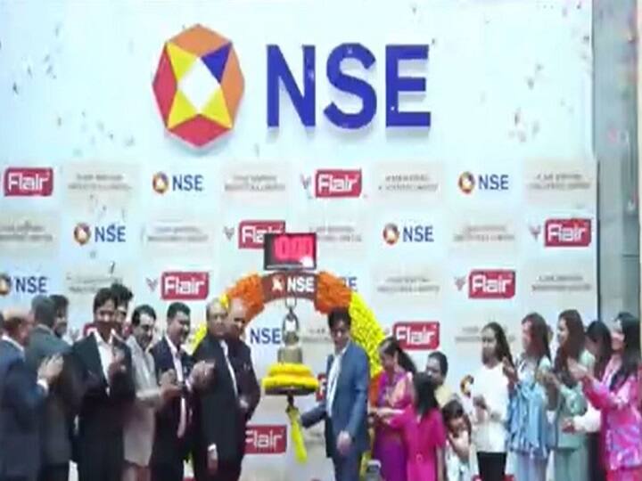 Flair Writing Industries Lists with bumper 65 percent Premium at NSE opened at 501 rupees Flair Writing Listing: फ्लेयर राइटिंग की बाजार में सुपरहिट एंट्री, 65 फीसदी प्रीमियम पर लिस्ट होकर दिया जोरदार मुनाफा