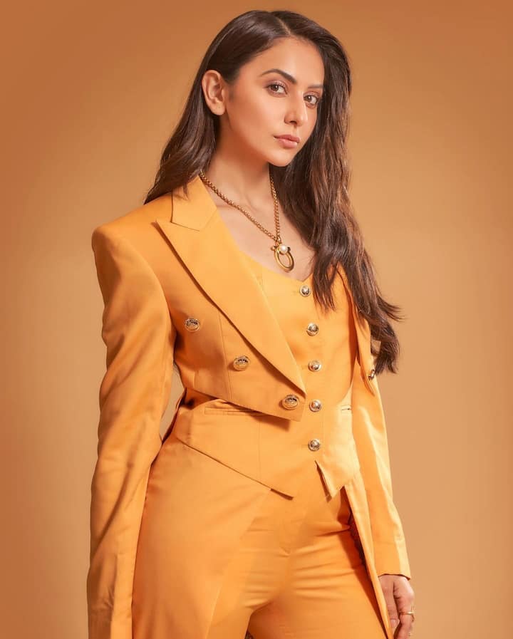 Her outfit came from the fashion house Helen Anthony.
