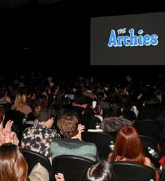 Photos: न्यू यॉर्क में हुई The Archies की पहली स्क्रीनिंग, नहीं दिखा फिल्म का एक भी सितारा