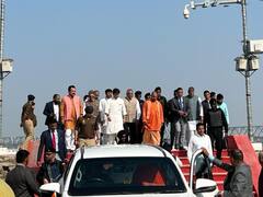 जल्द शुरू होगा अयोध्या एयरपोर्ट, सीएम योगी और ज्योतिरादित्य सिंधिया ने किया निरीक्षण