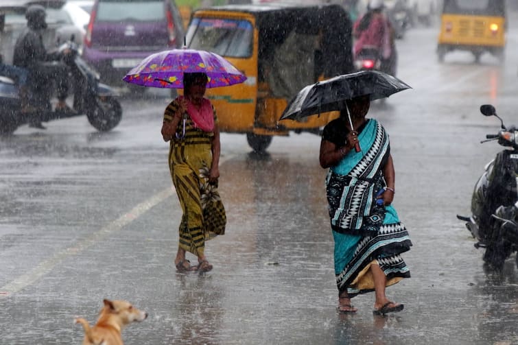 Maharashtra Weather Update IMD Rain Forecast Daily Mumbai Climate AQI Today Konkan Nashik Maharashtra Weather Update: कहीं धूप तो कहीं बारिश... महाराष्ट्र में आज कैसा रहेगा मौसम? जानिए अपने शहर का हाल