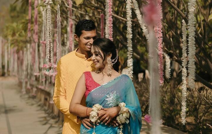 இவர்களது இந்த அழகிய புகைப்படங்கள் லைக்ஸ்களை அள்ளி வருகிறது.