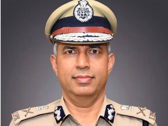 Haryana News: हरियाणा पुलिस ने महिलाओं की सुरक्षा के लिए उठाया ये खास कदम, DGP शत्रुजीत कपूर ने बताया पूरा प्लान Haryana News: हरियाणा पुलिस ने महिलाओं की सुरक्षा के लिए उठाया ये खास कदम, DGP शत्रुजीत कपूर ने बताया पूरा प्लान