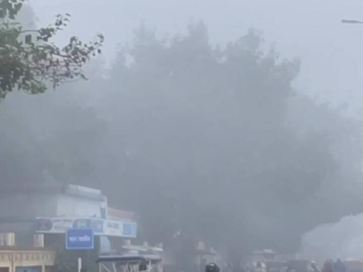 इसकी वजह से सुबह चलने वाले वाहनों की रफ्तार धीमी पड़ गई.