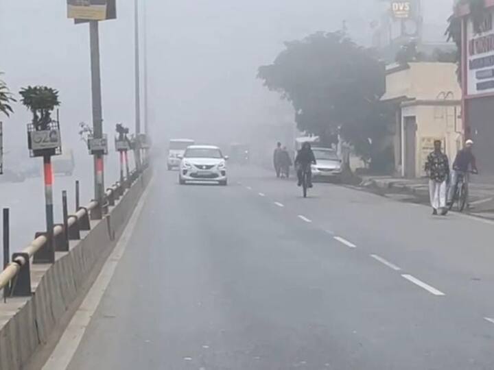 बनारस सहित आसपास के जनपद में पिछले दो दिनों से मौसम ने करवट ली है.