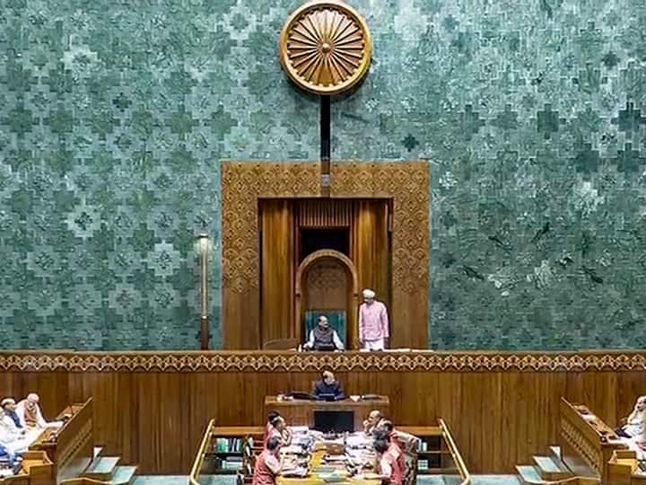 Parliament Winter Session 2023 government called for multiparty meeting today Prahlad Joshi to discuss agenda संसद के शीत सत्र से पहले सरकार ने आज सुबह 11 बजे बुलाई सर्वदलीय बैठक, एजेंडे और काम-काज पर होगी चर्चा