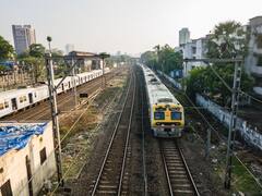 Railway Recruitment 2023: रेलवे में निकली 1700 से ज्यादा पदों पर भर्ती, ये करें आवेदन