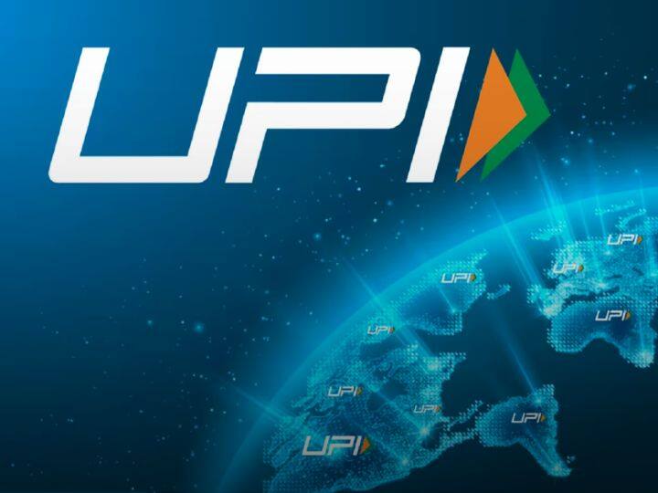 नैशनल पेमेंट कॉरपोरेशन ऑफ इंडिया, जिसे NPCI कहा जाता है, उसने यूनिफाइड पेमेंट्स इंटरफेस या UPI को बनाया है. यूपीआई एक इंटरमीडिएट रियल टाइम पेमेंट सिस्टम है जो दो व्यक्तियों या एक व्यक्ति और मर्चेंट के बीच ट्रांजेक्शन को पूरा करता है.