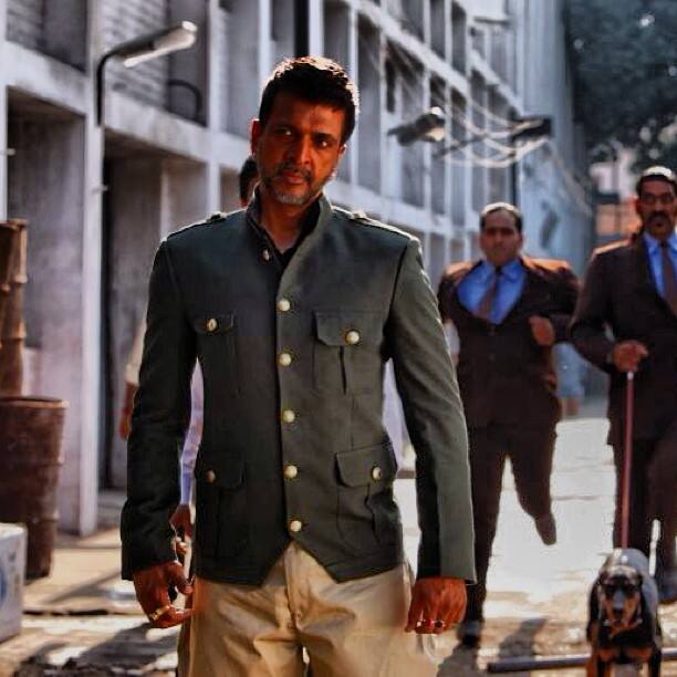 जावेद जाफरी मशहूर कॉमेडियन जगदीप के बेटे हैं. उन्होंने पिता की तरह फिल्म इंडस्ट्री में खूब नाम कमाया है. फिल्म 'शोले में जावेद जाफरी के पिता जगदीप ने 'सूरमा भोपाली' का किरदार निभाया था, जो आज भी लोगों के दिलों में बसा हुआ है.