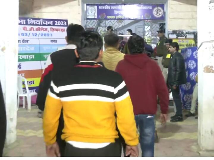 Counting officials arrive at a Chhindwara counting centre before the counting of the votes in Madhya Pradesh Assembly election. (Source: ANI)