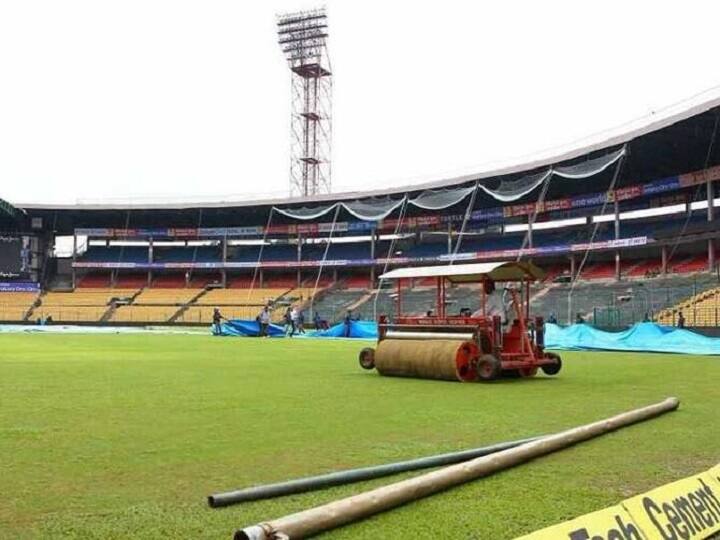 IND vs AUS 5th T20I Pitch report Bengaluru M Chinnaswamy Stadium helps batters IND vs AUS 5th T20I: बेंगलुरु में भिड़ेंगे भारत-ऑस्ट्रेलिया, यहां खूब बरसते हैं रन; जानें पिच का मिजाज और मैदान के आंकड़े