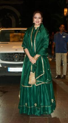 Sharmin Segalના રિસેપ્શનમાં રૂમર્ડ બોયફ્રેન્ડ સાથે પહોંચી સોનાક્ષી સિન્હા