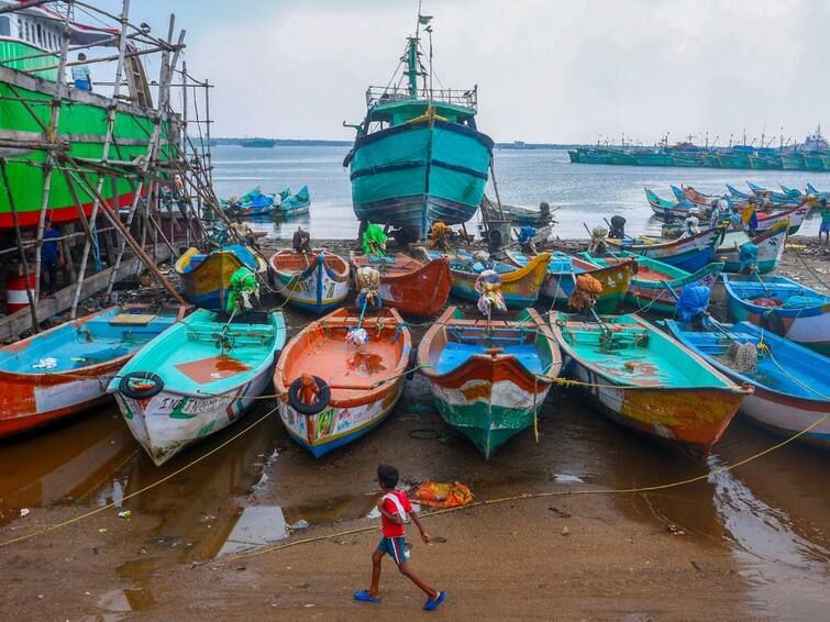 Cyclone Michaung Updates Heavy Rains Tamil Nadu Andhra Pradesh IMD Amit Shah MK Stalin Y S Jagan Mohan Reddy Cyclone Michaung: 5 Dead In Chennai, Amit Shah Reviews Situation As Landfall Tomorrow — Updates